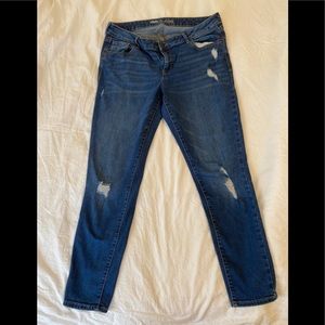 Old Navy Rockstar Distressed Jeans Size 14